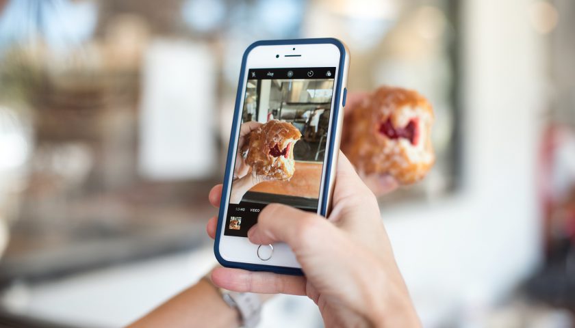 taking photo 840x480 - Food Photography Tips & Tricks For Delicious Pics